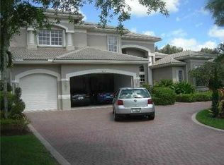 10231 Lone Star Pl, Davie, FL 33328