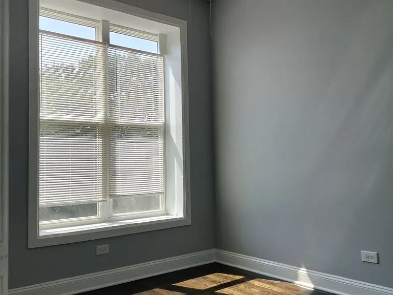 1529 S Central Park Ave #2 — Photo 16
