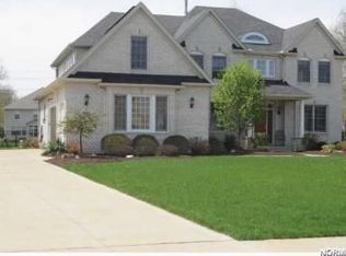 3642 Windsong Ct, Westlake, OH 44145