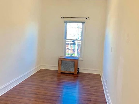 5th image of 141 Bay 13th St APT 2