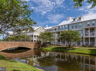 25 Canal Side Mews E, Ocean City, MD 21842