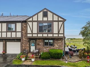 103 Lac Ste Claire Dr, Saint Clair Shores, MI
