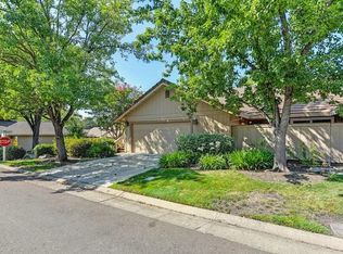 8201 Lash Larue Ln, Citrus Heights, CA 95610