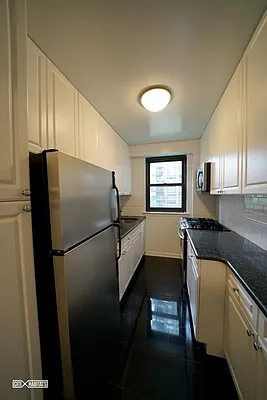 Rented by Citi Habitats | media 11