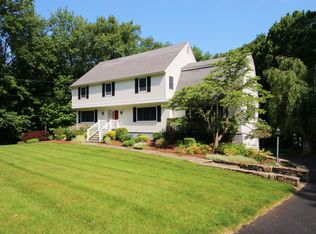 251 Keeler Dr, Ridgefield, CT 06877