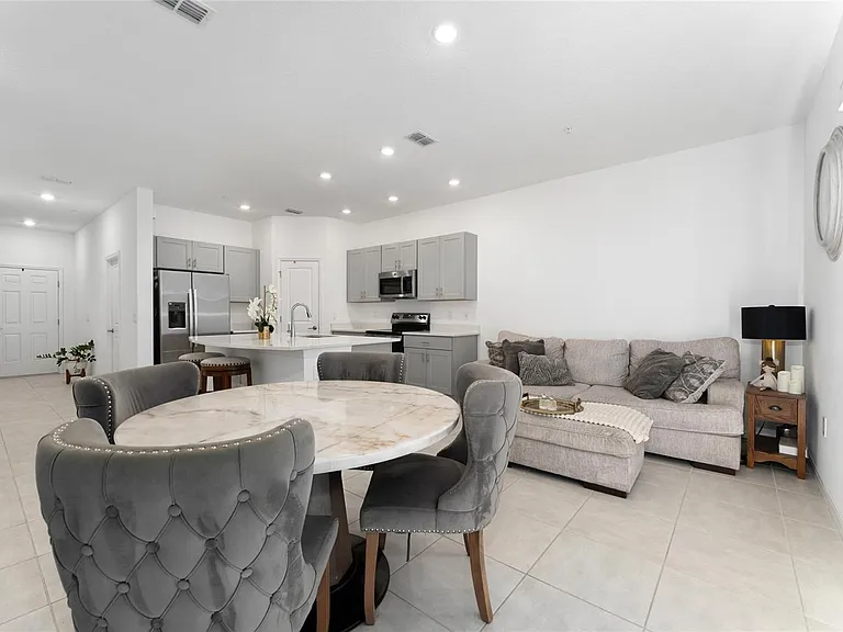 5131 Quakers Pl — Photo 7
