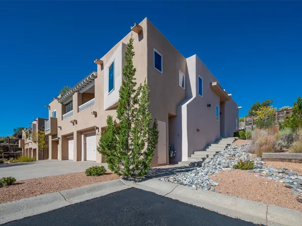 862 Viento Segundo Dr, Santa Fe, NM 87501
