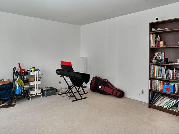 4th image of 6563 Crown Blvd