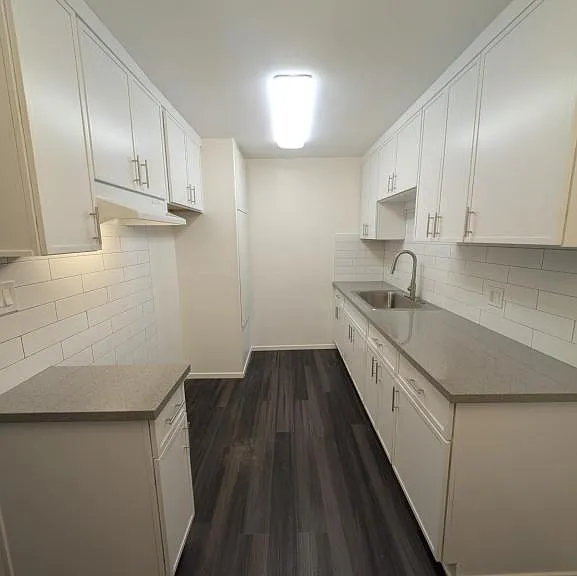 926 S Orchard Dr #3 — Photo 3