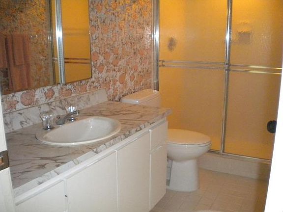 4th image of 4740 S Ocean Blvd APT 215