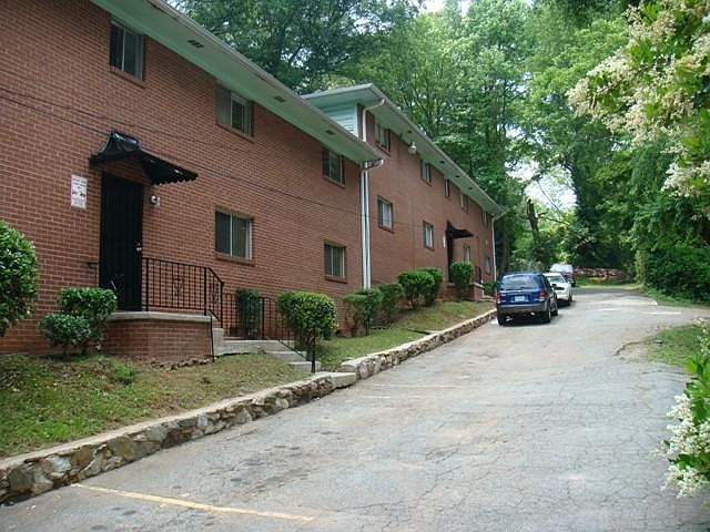 Driveway with off street parking