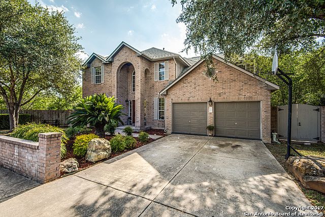 1st image of 2466 Oakline Dr