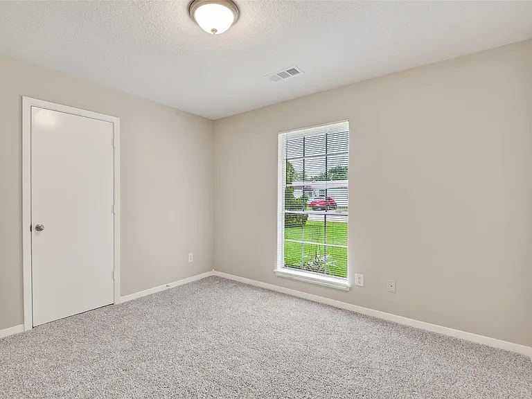 7429 Elbridge Ln — Photo 25
