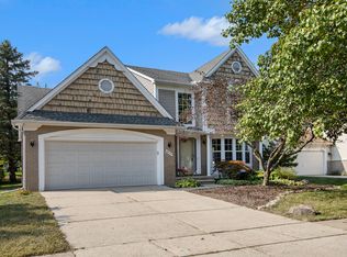 8425 Barrington Dr, Ypsilanti, MI