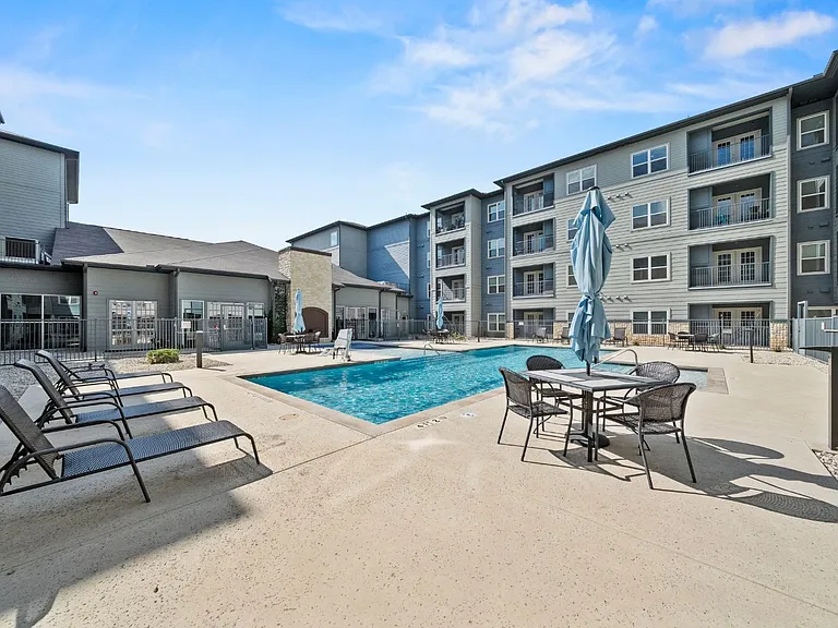 Inn at Westover Hills 55+ — Photo 13