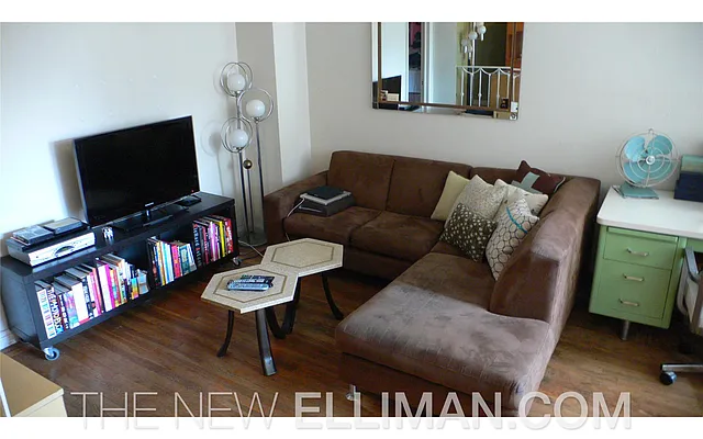 Rented by Douglas Elliman | media 53