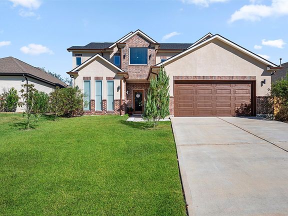 3rd image of 18 Amelia Ct