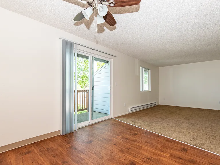 2400 Brookwood — Photo 30