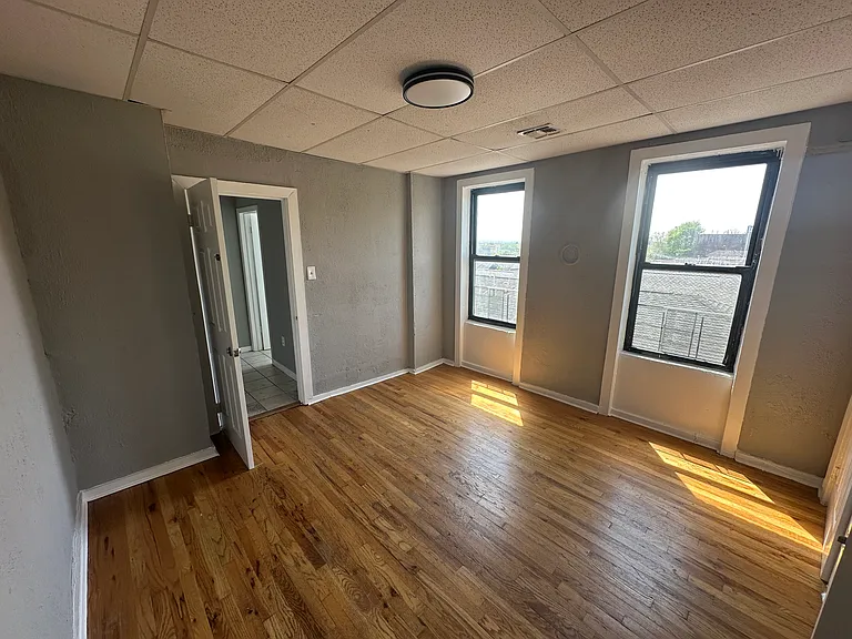 7 Roosevelt Ter #B1 — Photo 9