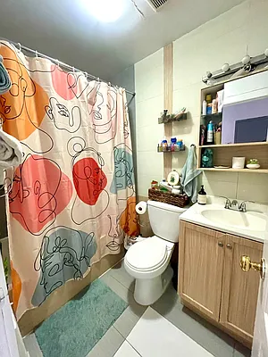 Rented by Evergreen Realty & Investments | media 11