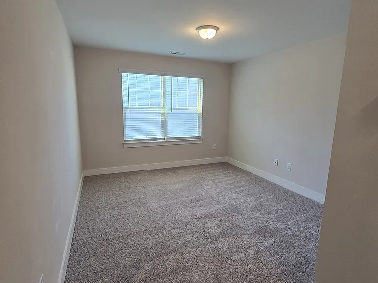 807 Pryor St #1 — Photo 9