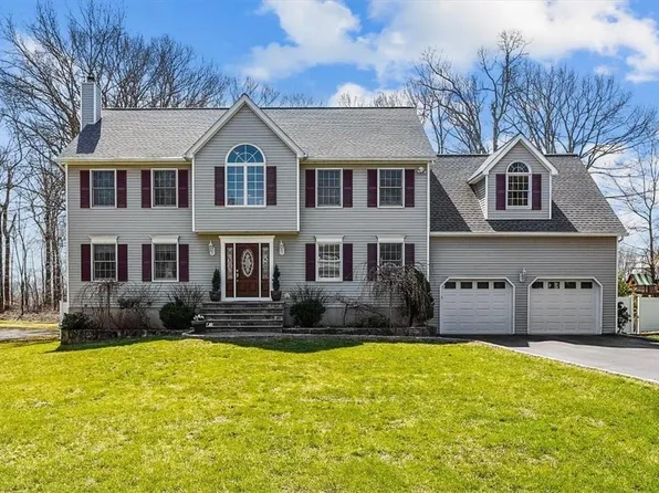 15 Sherbrooke Road, Mahopac, NY 10541