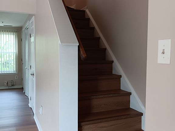 4th image of 11406 Abbotswood Ct #543