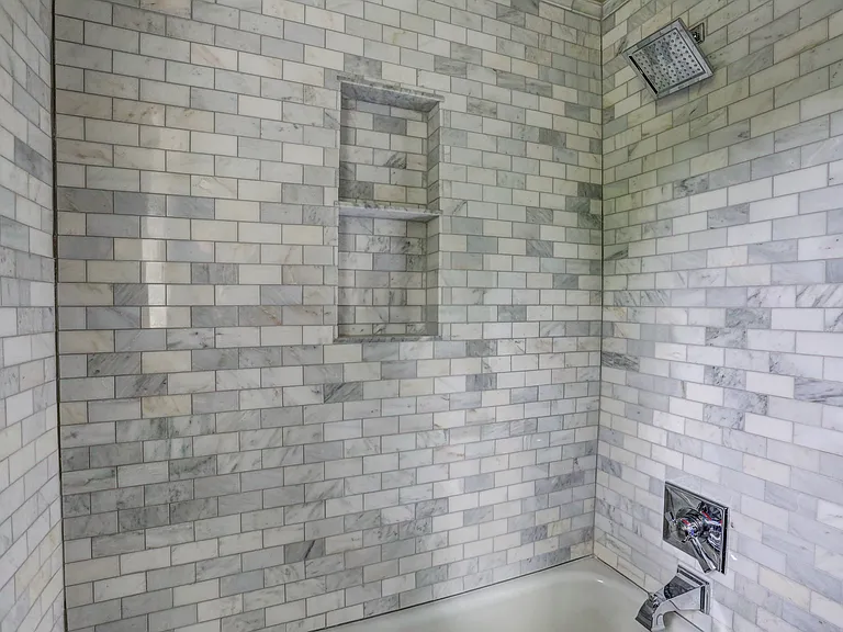 101 Tempsford Ln #D — Photo 2