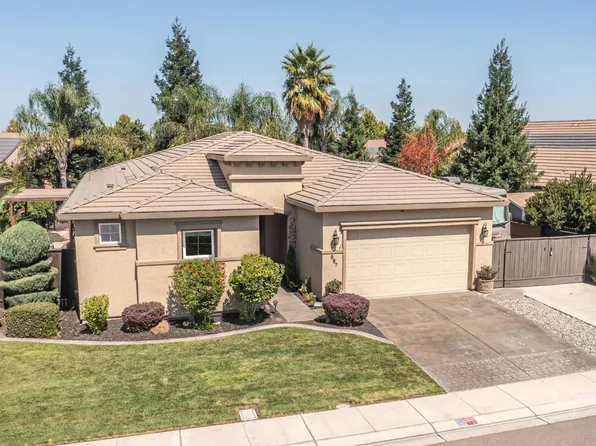 887 Golden Pond Dr, Manteca, CA 95336