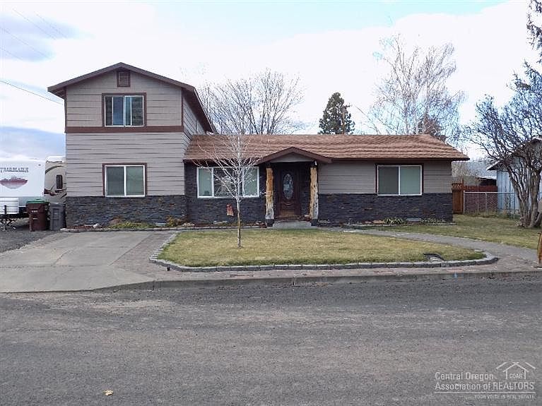 1st image of 191 SE Williamson Dr