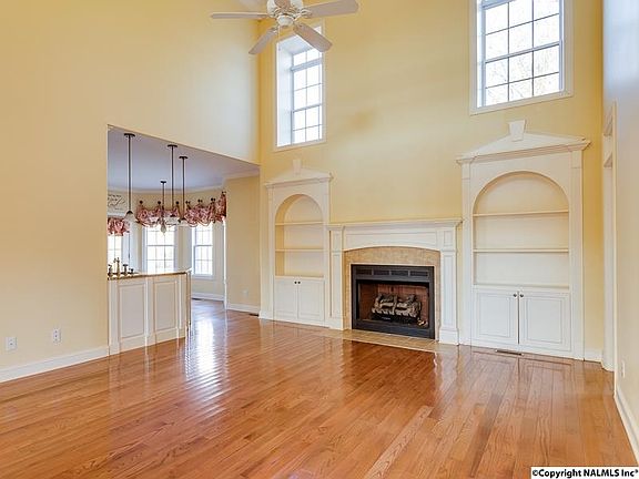 3rd image of 118 Redwood Dr
