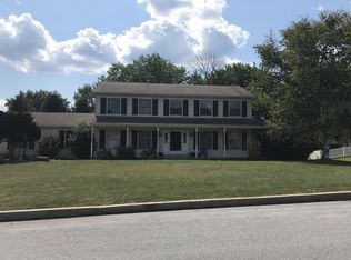 1508 Pine Hollow Rd, Harrisburg, PA 17109