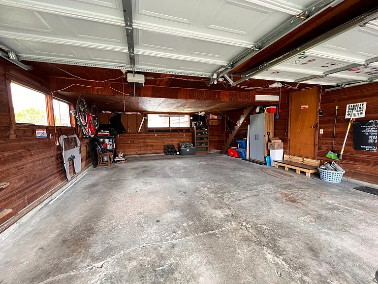 114 Elbar Dr — Photo 29