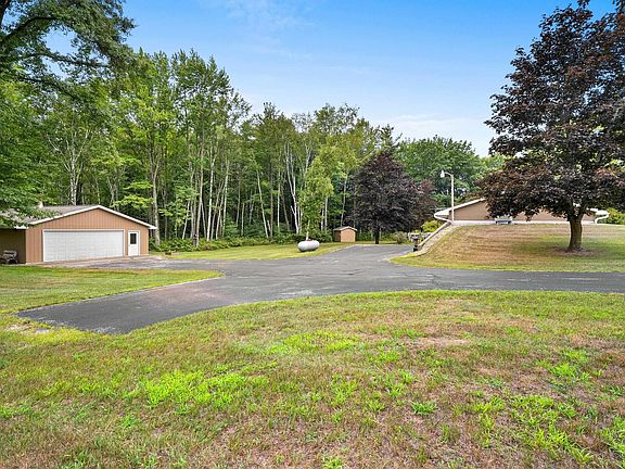 3rd image of 5895 State Highway 22