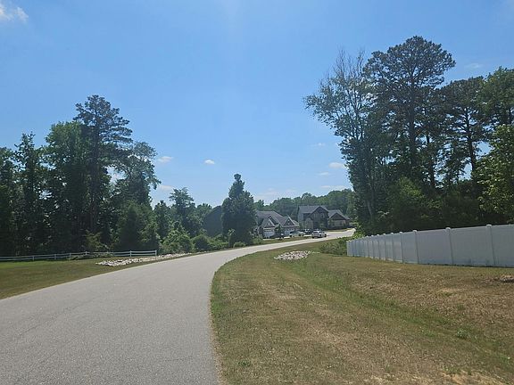 4th image of 128 S Clearbrook Ct