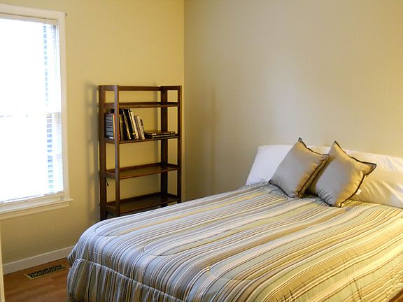 3rd image of 8430 Leveret Ln