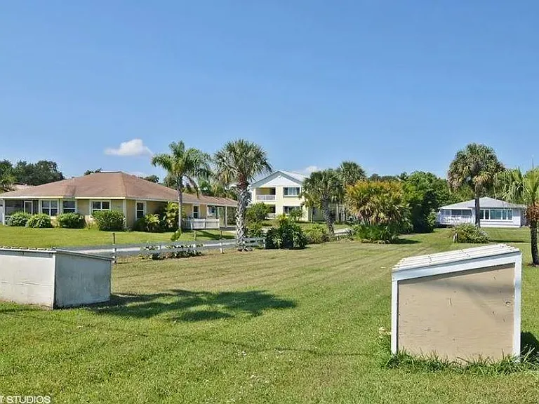 13603 S Indian River Dr #LOWER — Photo 9