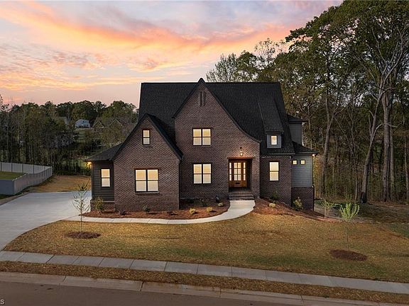 2nd image of 8915 Maltese Ct