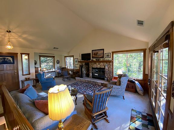3rd image of 1157 Brentwood Dr