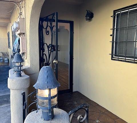 3rd image of 4322 1/2 Lockwood Ave Suite 11