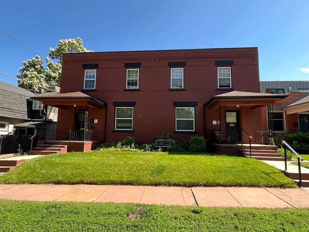 2522 W 33rd Ave — Photo 1