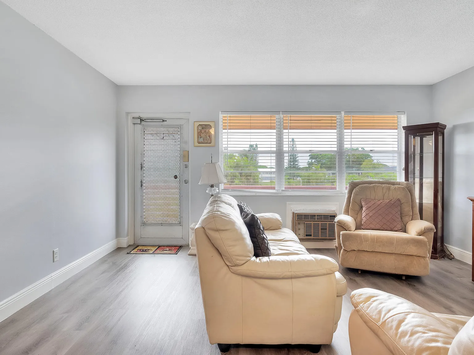 1 bed, 1.0 bath, 532 sqft, $1,400 — Photo 3