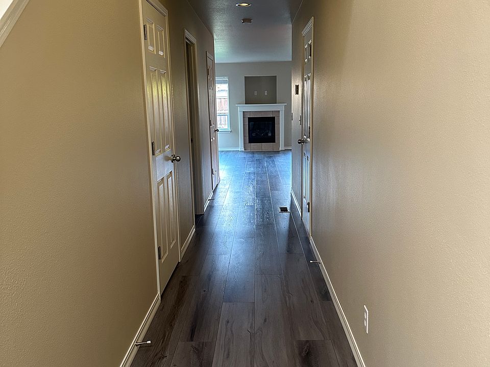 Entry Hall Way
