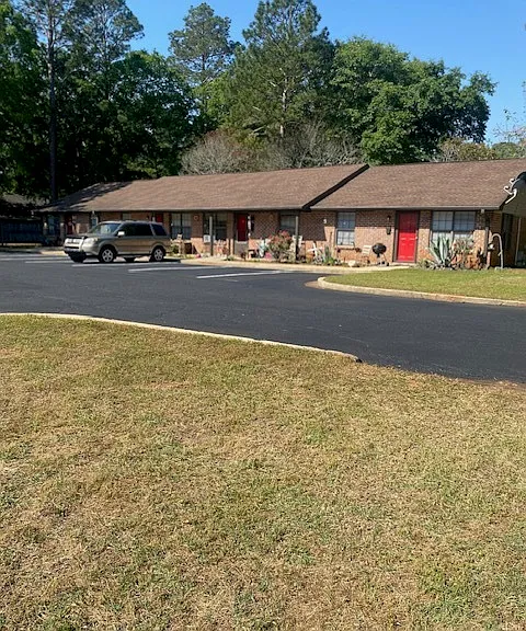 1814 Kings Chapel Rd — Photo 6