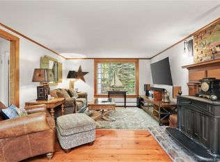 47 Hollow Tree Ridge Rd #47, Darien, CT 06820