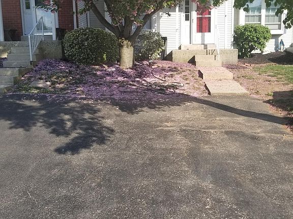 Front parking space 