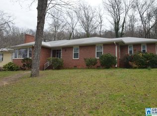 209 Fairway Dr, Anniston, AL 36207