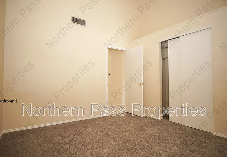 424 Cutler Pl — Photo 11