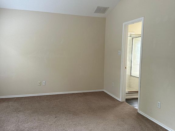 5th image of 807 Bull Creek Pkwy