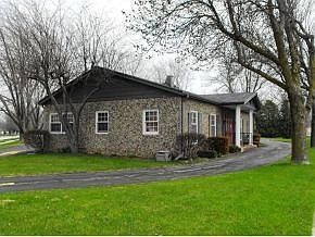 3rd image of 531 Fond Du Lac Ave